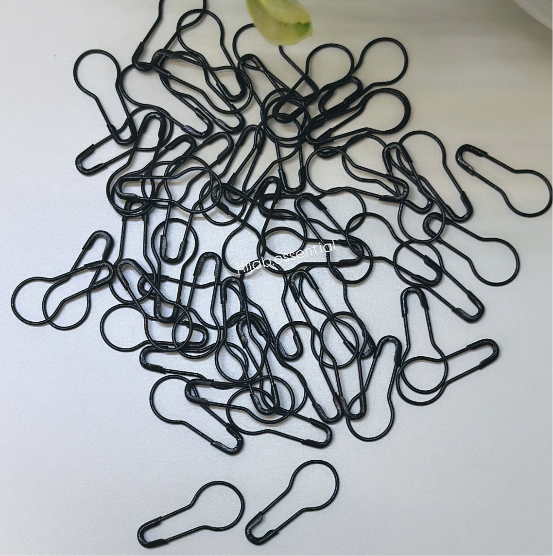 Pear / Bulb Hijab pins (Pack of 10pins)